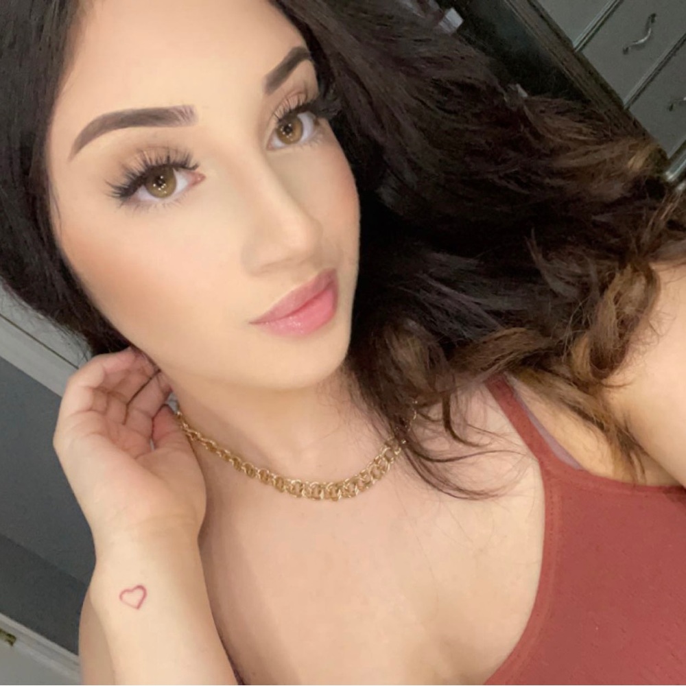 Meet your Posher, Stephanie